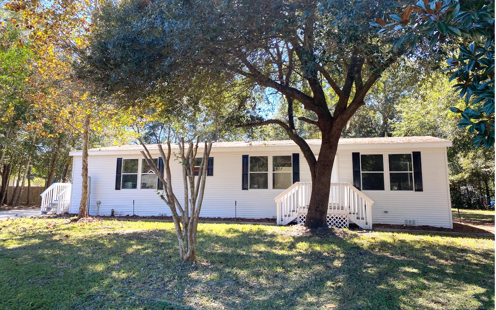 174 SW Huckleberry