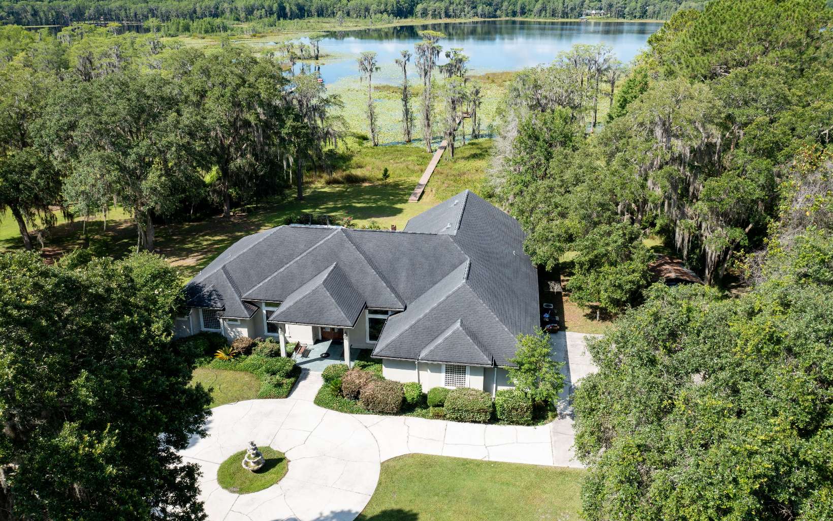 204 NW Emporia Glen