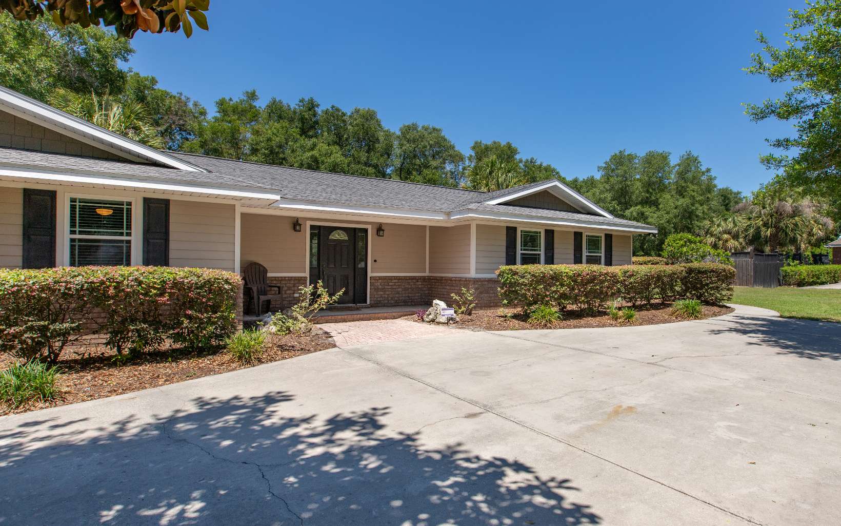 418 SW Meadow Terrace
